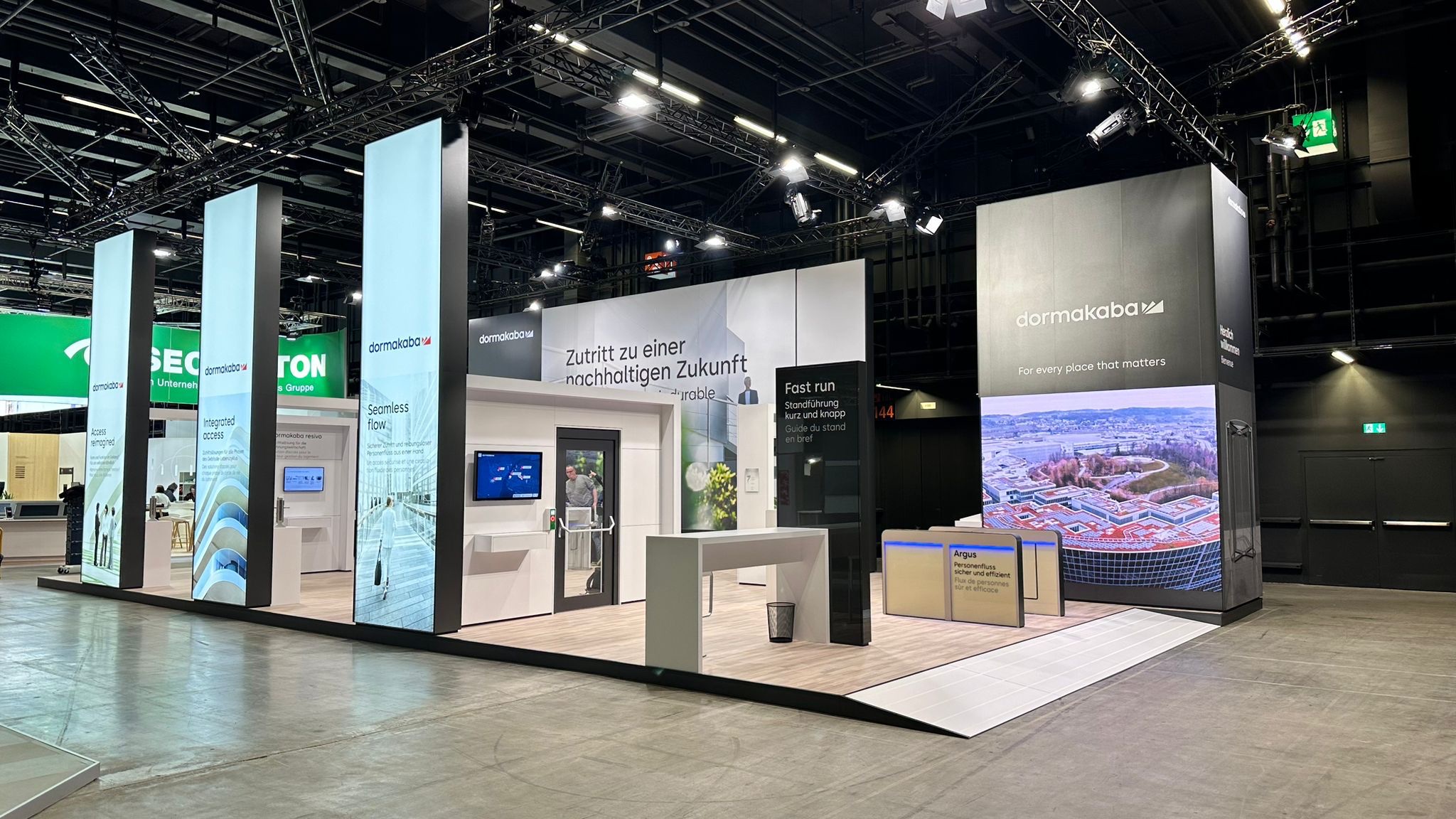 Dormakaba Messestand